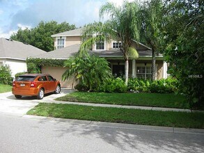 Building Photo - UCF Area 4 bedrooms/2.5 baths with 2 Car Garage on a Cul-De-Sack