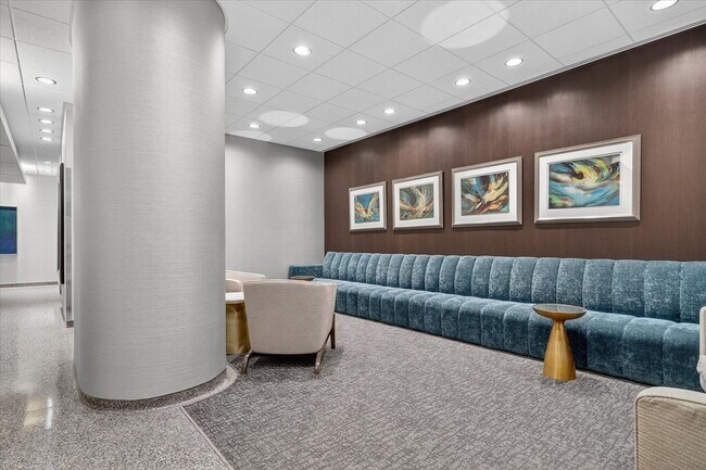 Building Photo - 405 N Wabash Ave