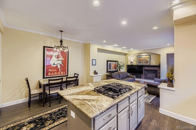 Building Photo - 346 Jackson St