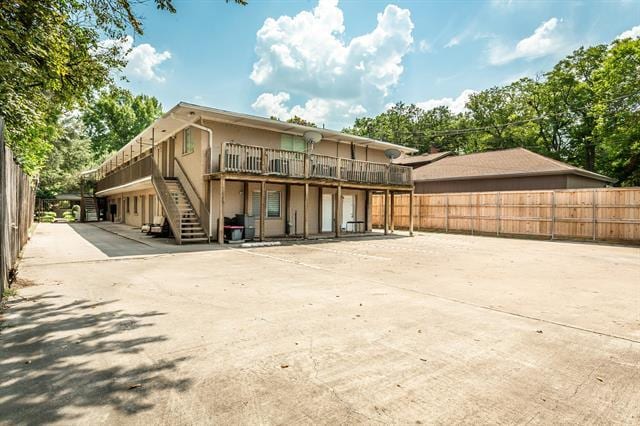 Building Photo - 4931 Junius St