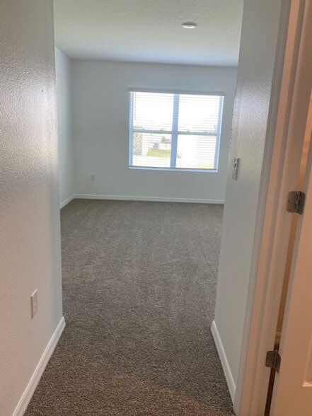 Building Photo - 175 Grove Branch Rd