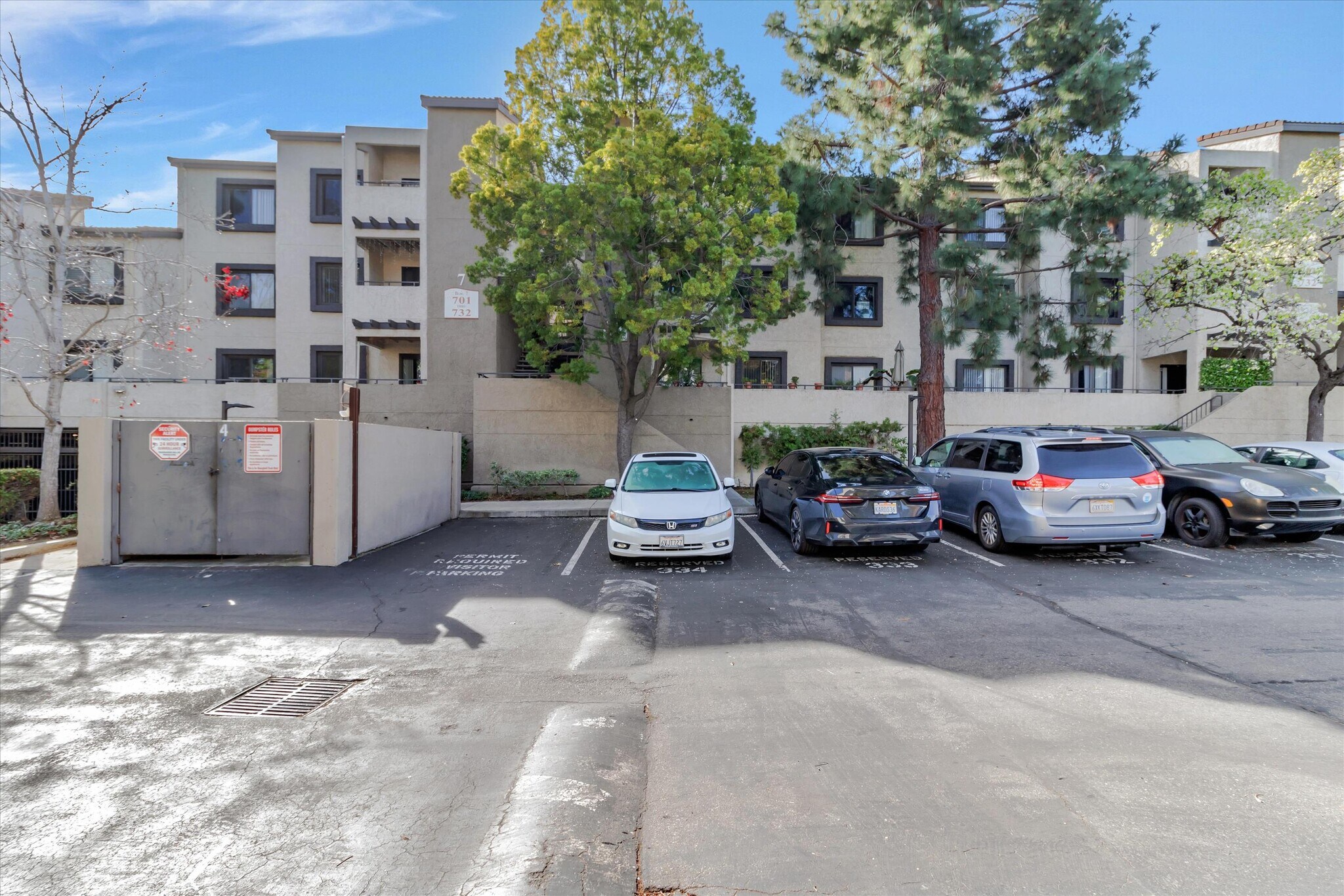 Building Photo - 880 E Fremont Ave