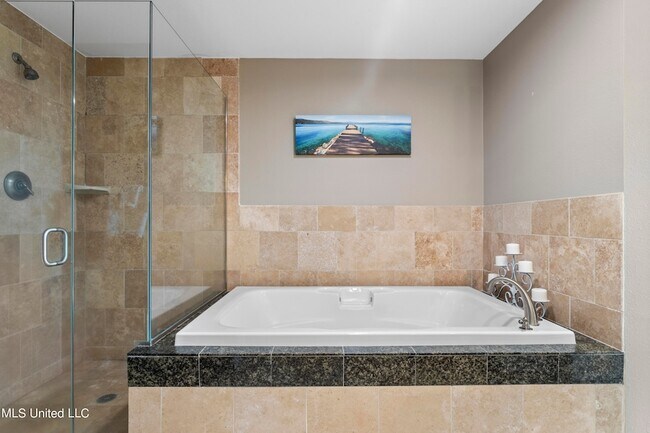 Building Photo - 2060 Beach Blvd