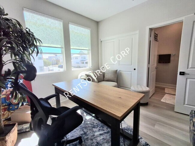 Building Photo - 26995 W Meandering Trail Pl