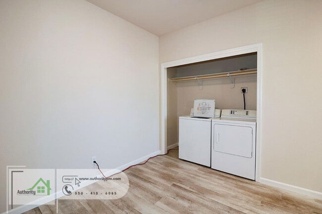 Building Photo - 838 Mission De Oro Dr
