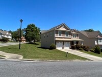 Building Photo - 3715 Seaton Dr