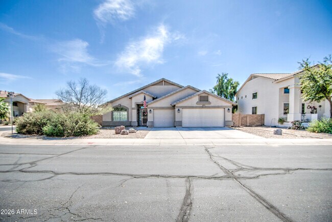 Building Photo - 43205 Roth Rd