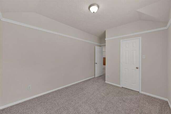 Building Photo - 1443 Meadowhigh Ln