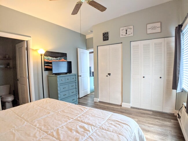 Building Photo - 178 Treetop Cir
