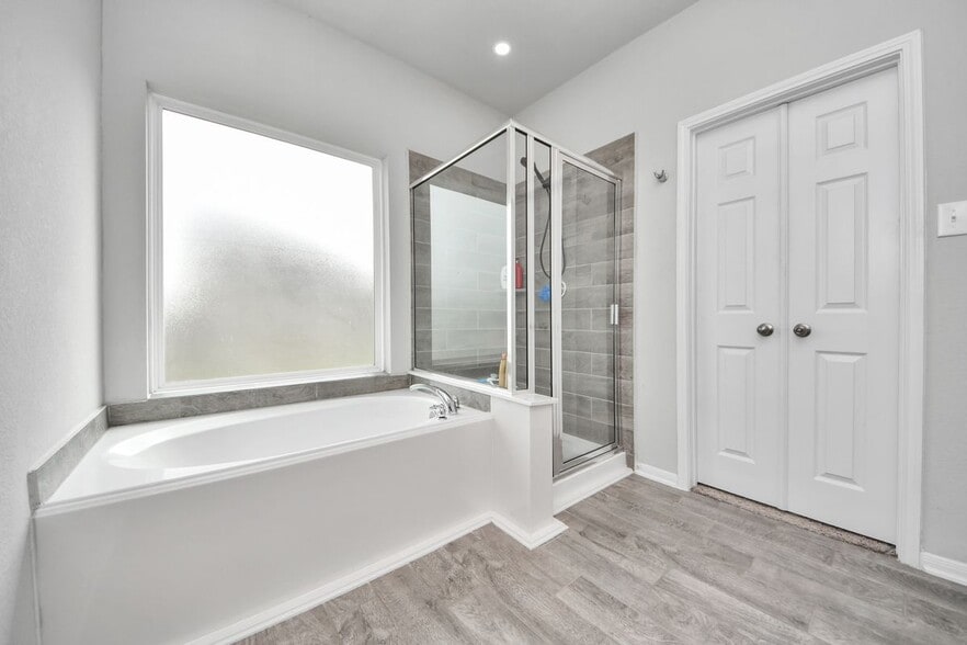 Building Photo - 14718 Black Rail Dr