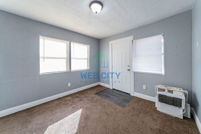 Building Photo - 15417 Flud Rd