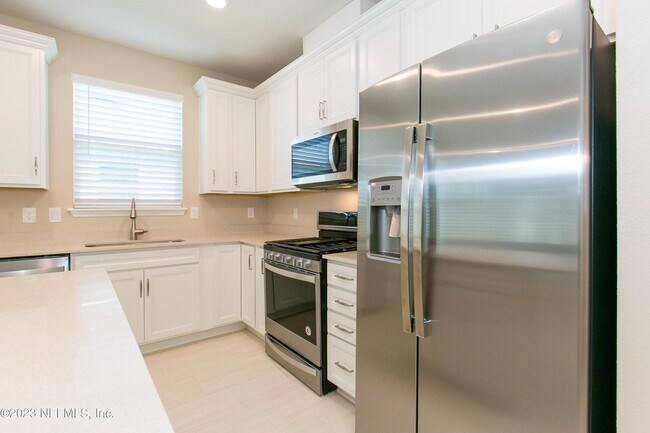 Building Photo - 163 Broadhaven Dr
