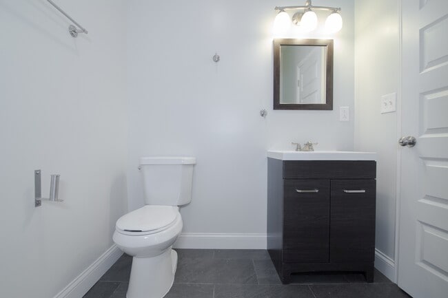 Building Photo - 3116 Lackland Ave