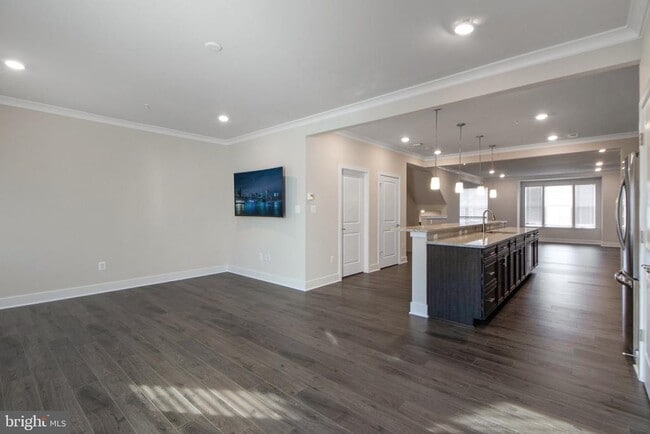 Building Photo - 7960 -B Potter Pl