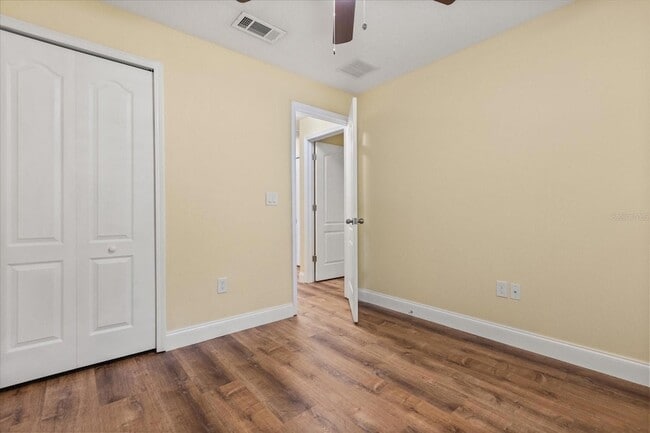 Building Photo - 326 Carina Cir