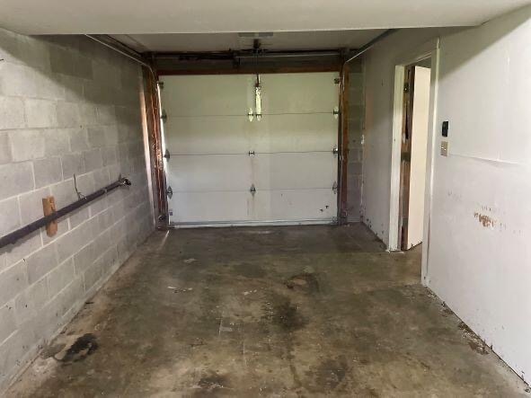 Building Photo - 5467 Winterset Dr