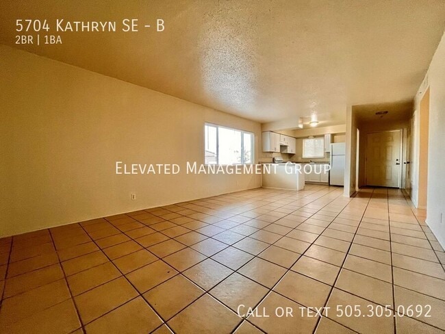 Building Photo - Fantastic 2 Bedroom! Ready for Move in! No...