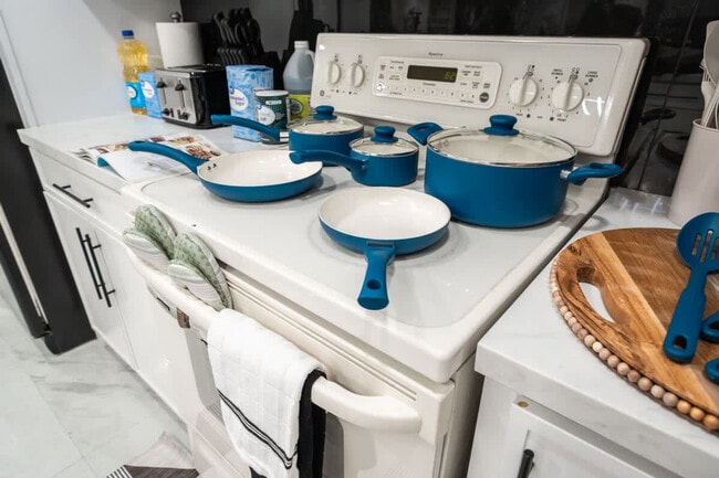 Building Photo - 14552 Skyline Truck Trail