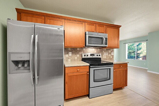 Building Photo - $1,795.00, 2-bed, 2 bath, located in Colorado Springs.