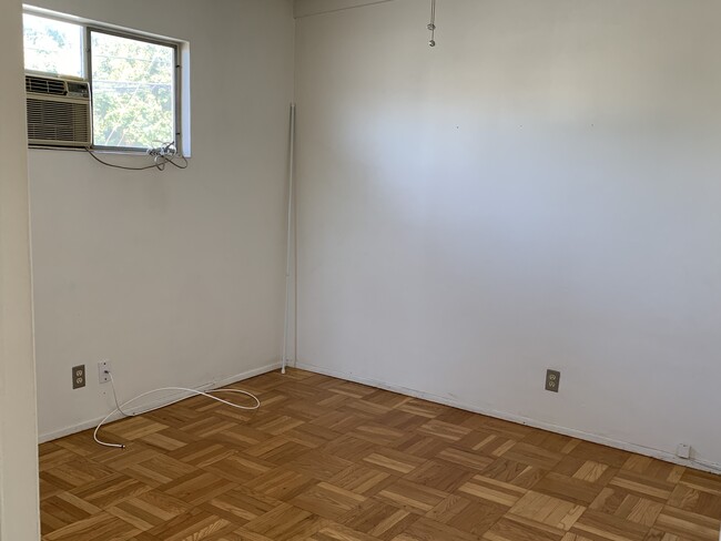 Bedroom - 229 Coronado Ave