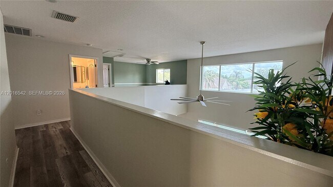 Building Photo - 1813 Vista River Dr