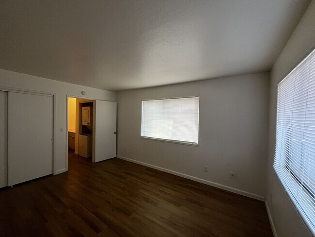 Building Photo - 3422 Imperial Wy