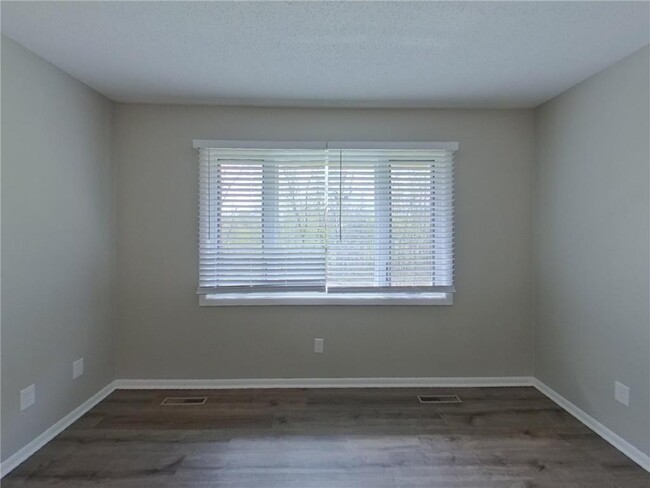 Building Photo - 1444 Willow Creek Ln