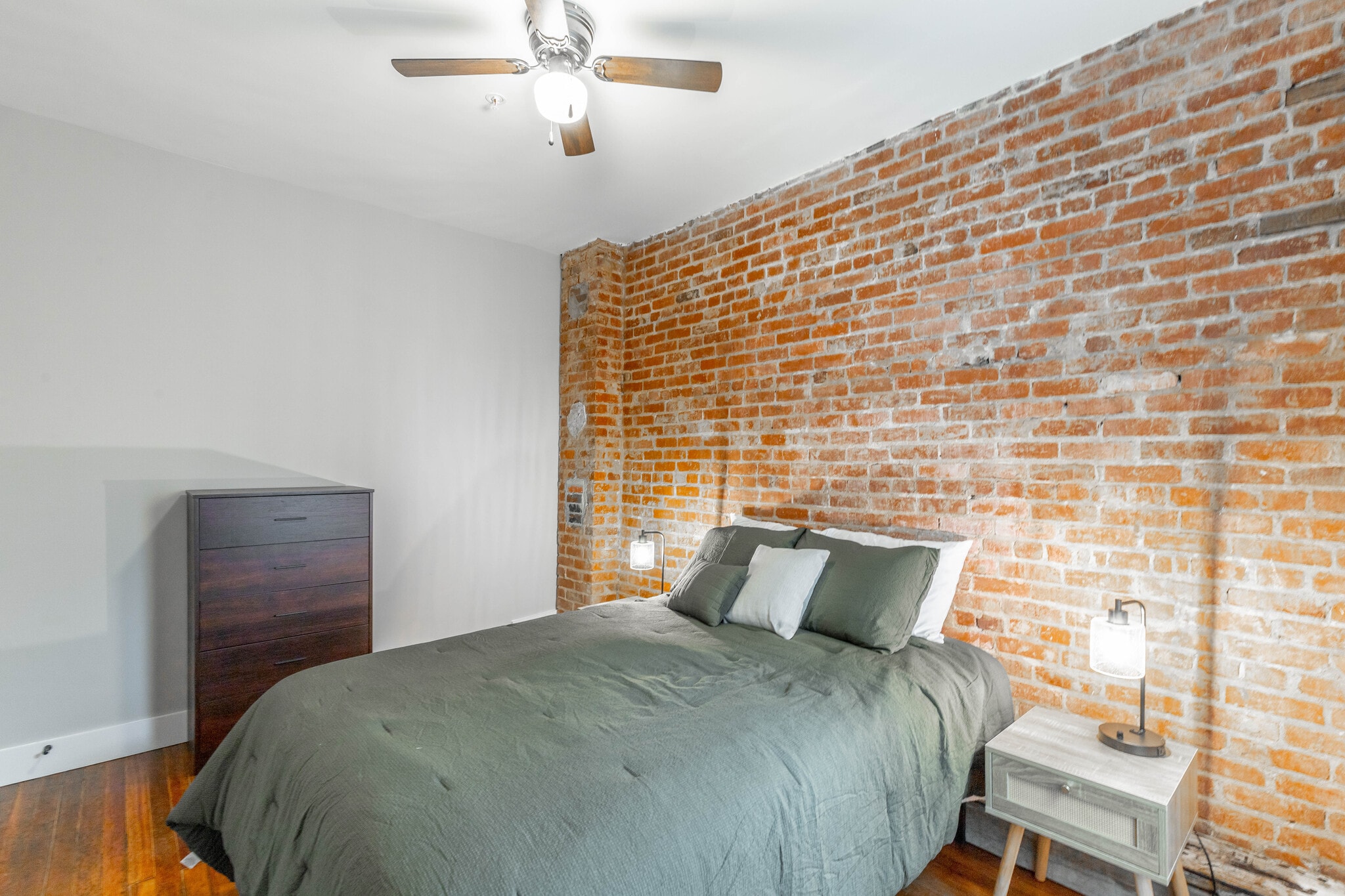 Building Photo - 1108 McCallie Ave