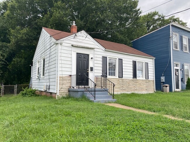 Building Photo - 2 bedroom House in the Randolph Community