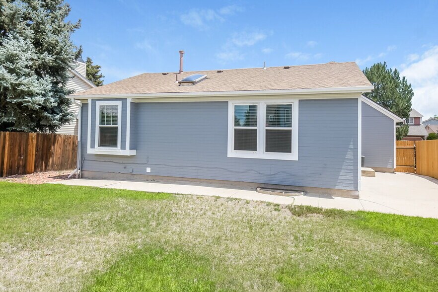 Building Photo - 4557 Gibraltar Way