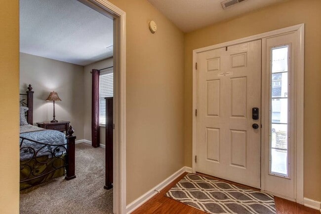 Building Photo - FULLY FURNISHED!!! GREAT FOR CORPORATE HOUSING!!!!