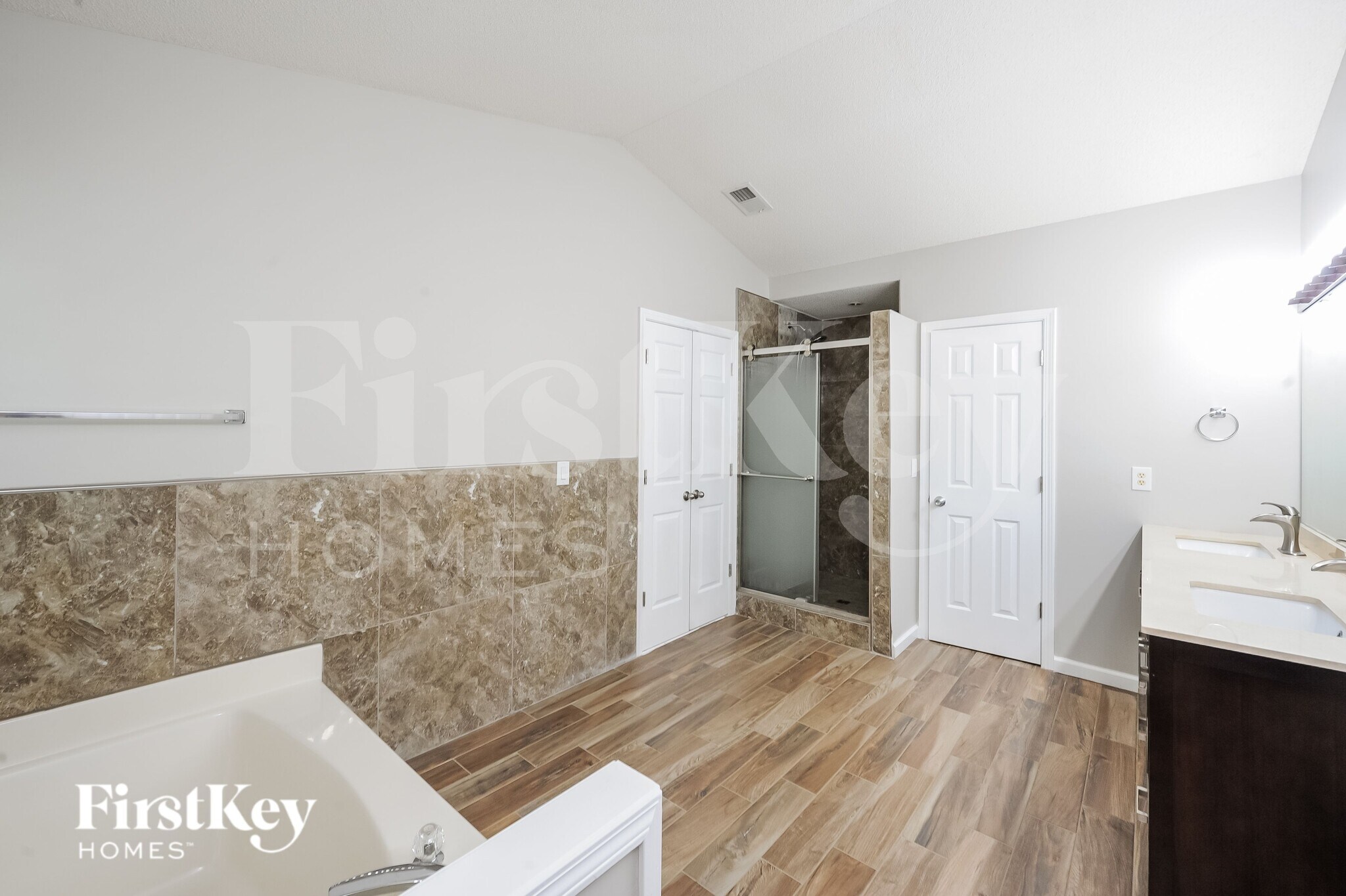 Building Photo - 2218 Sprucewood Dr NW