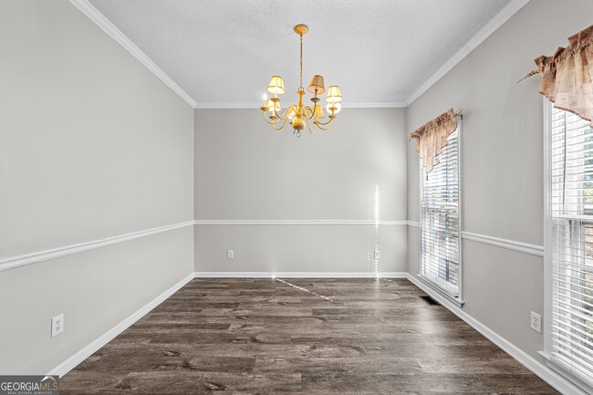 Building Photo - 255 Woodstream Dr