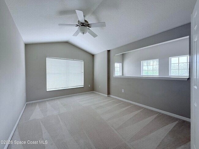 Building Photo - 812 Handsome Cab Ln