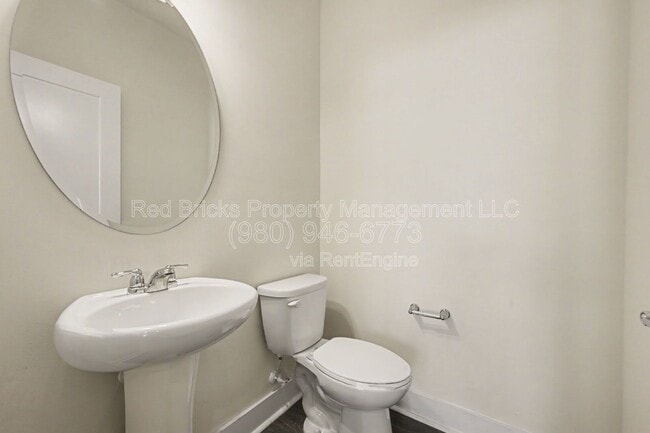 Building Photo - 2905 Grand Union Way