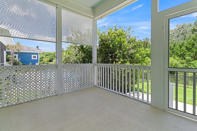 Building Photo - 3688 Maidstone Dr