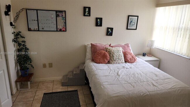 Building Photo - 4540 SW 68th Ct Cir