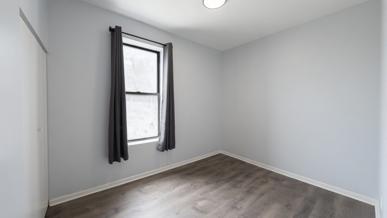 Building Photo - 1309 W Huron St