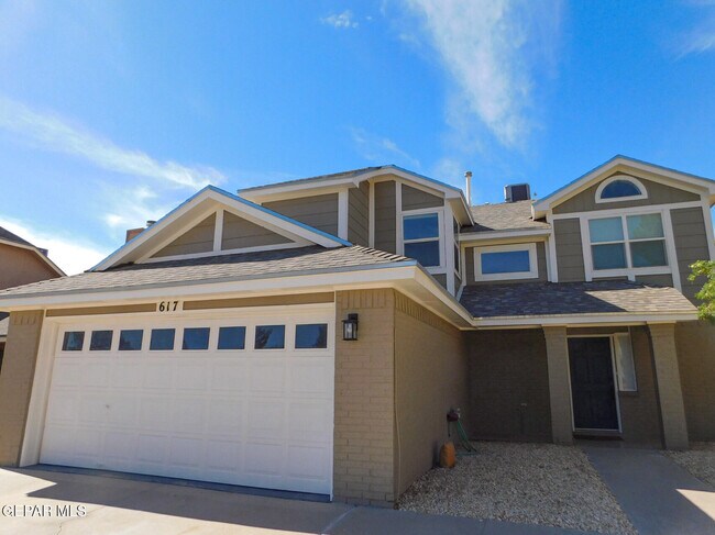 Building Photo - 617 Colchester Dr