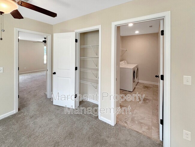 Building Photo - 106 Muir Way