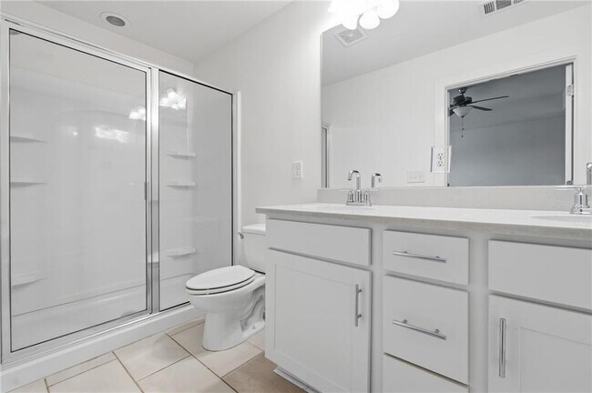 Building Photo - 6405 Shalks Xing Dr