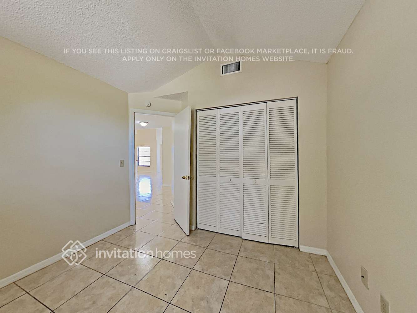 Building Photo - 5473 Friarsway Dr