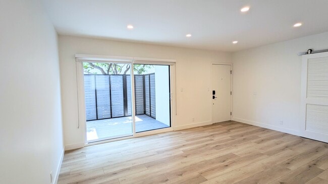 Building Photo - 1333 Brockton Ave