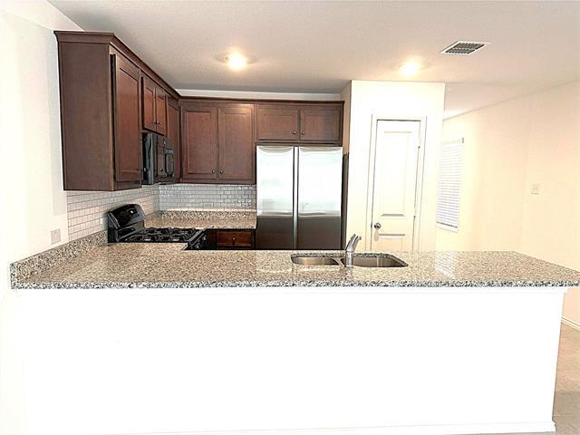 Building Photo - 14160 Danesdale Dr