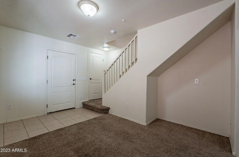 Building Photo - 2622 S Alpine Dr