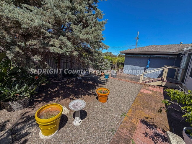 Building Photo - AVAILABLE APRIL - 3 Bedroom/ 2 Bath Los Osos Home