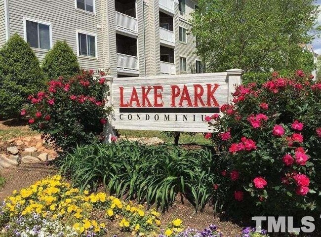 Building Photo - 1241 University Ct