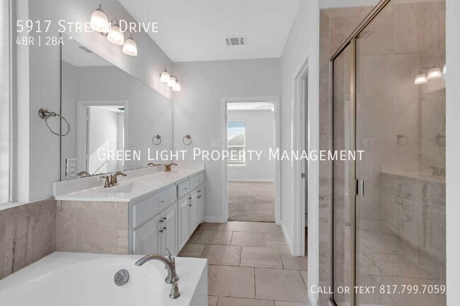 Building Photo - 5917 Stream Dr