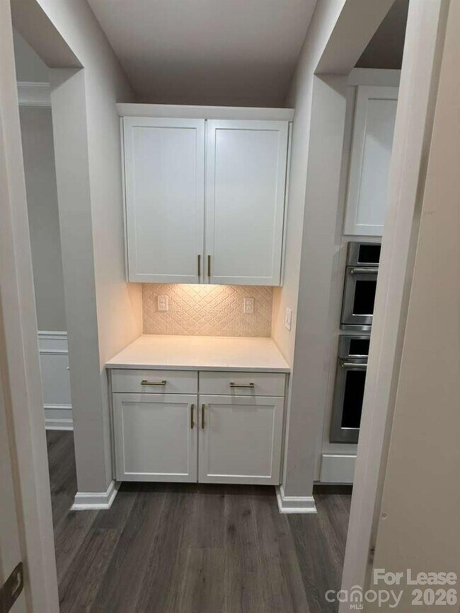 Building Photo - 128 Reids Cv Dr