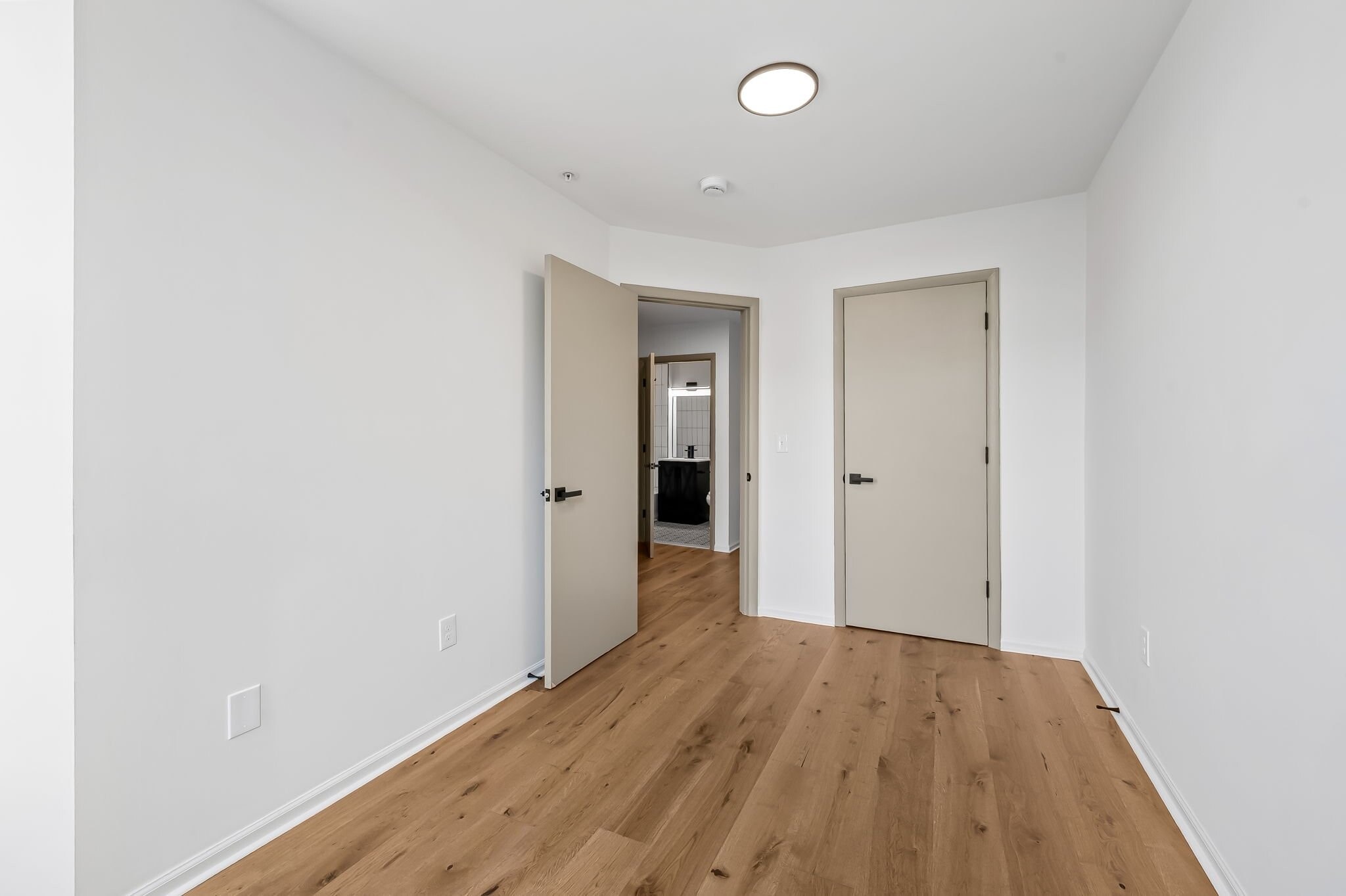 Building Photo - 1741 Park Ave